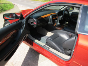 red-aston-martin-db7-interior