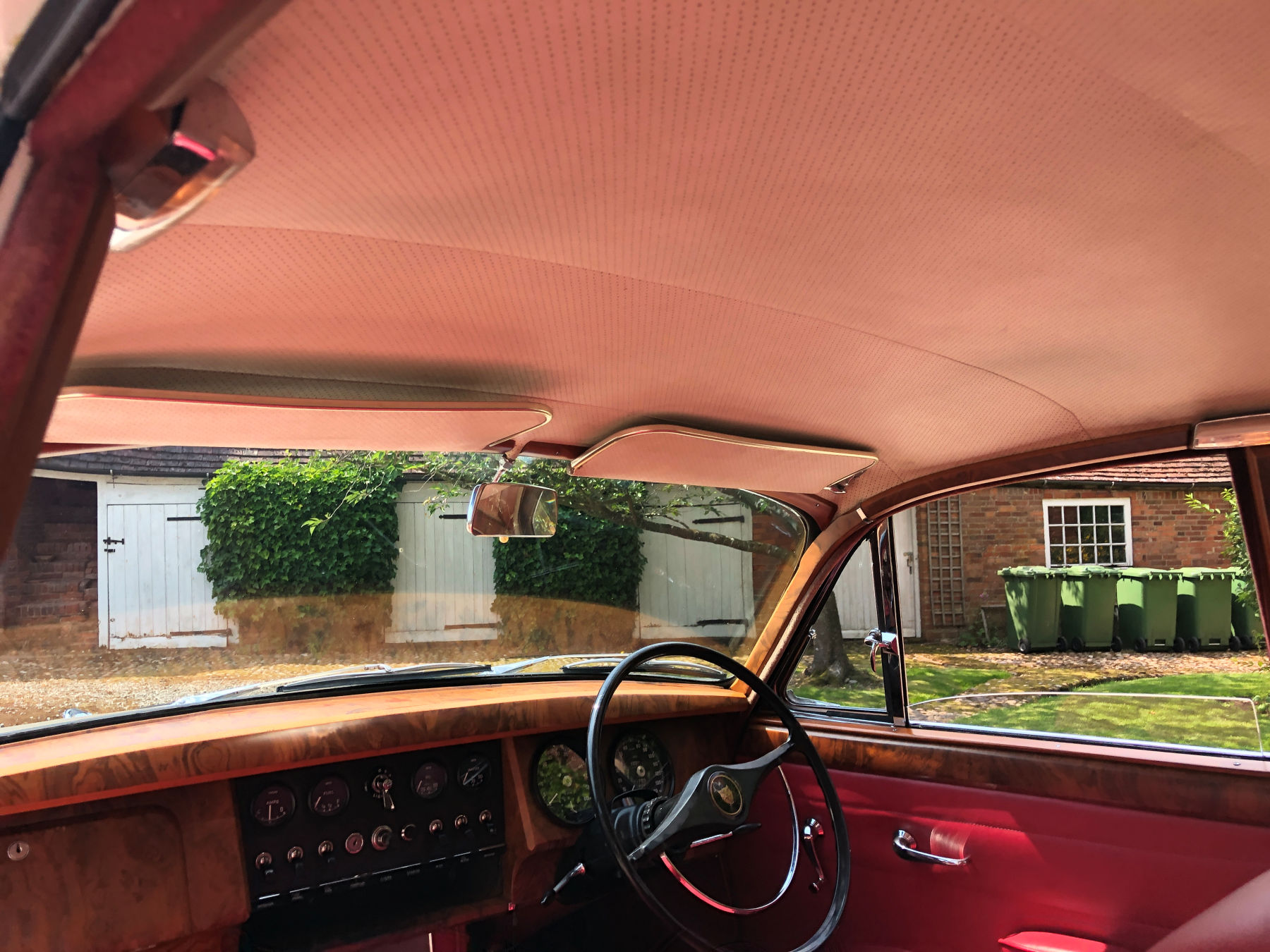 1964 Jaguar MKII 3.8 MOD
