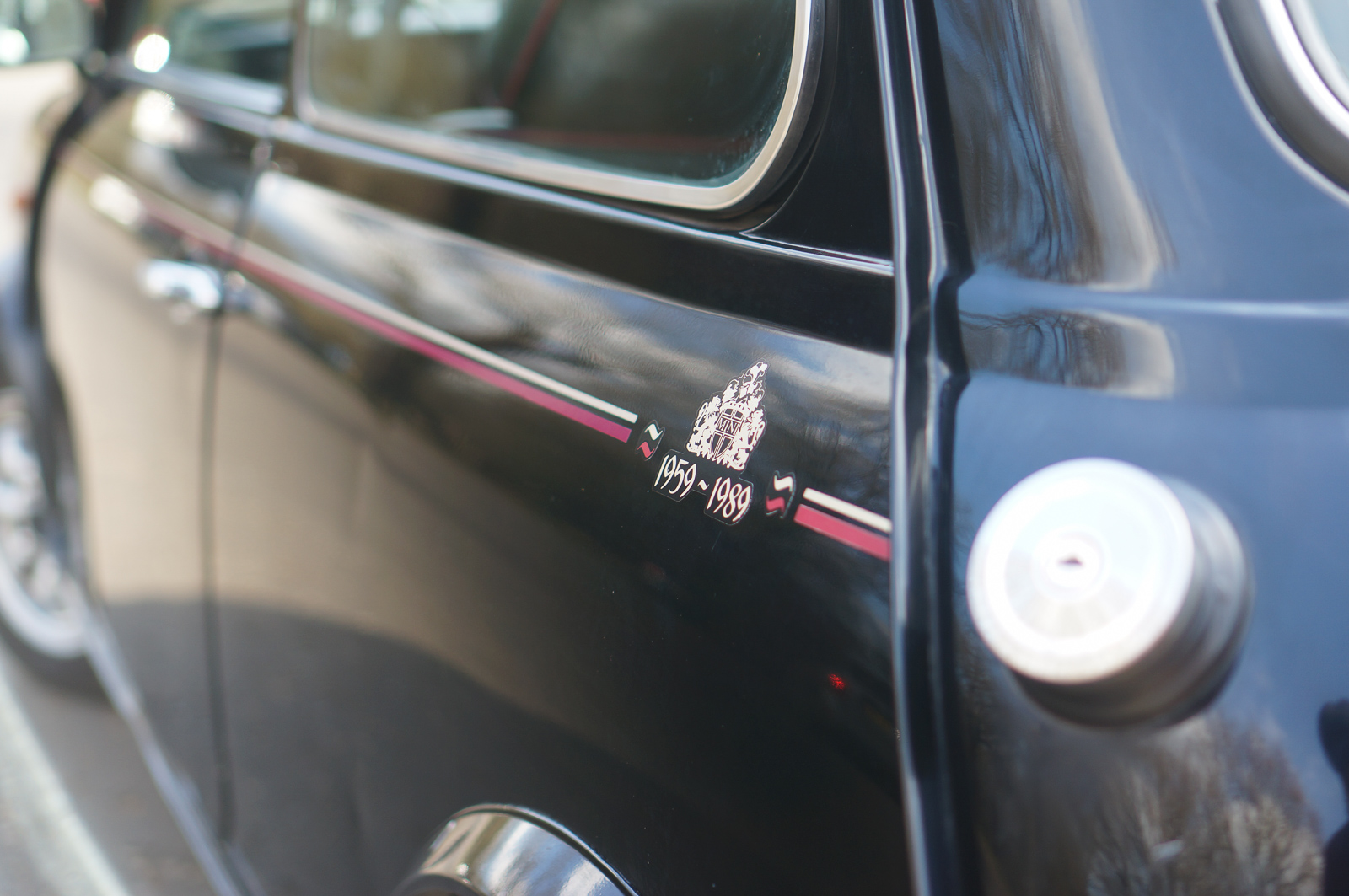 Mini Thirty Years on 1959 - 1989 by Rob Golding: Very Good