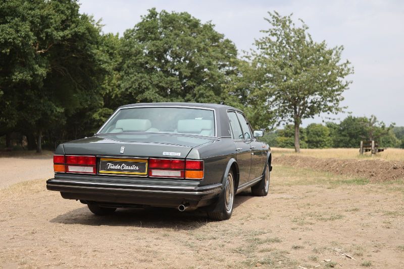 Cận cảnh hàng độc RollsRoyce Silver Spirit 1982 Mark I tại Hà Nội
