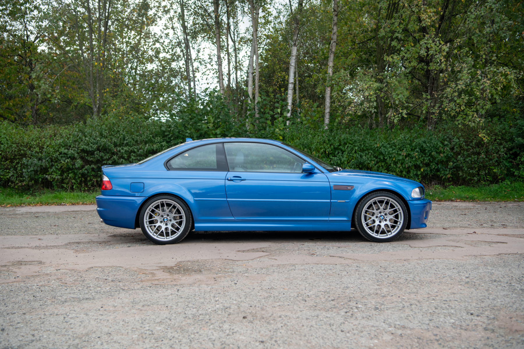 Photo 5 of 12 of 2005 BMW M3 E46 (Individual)